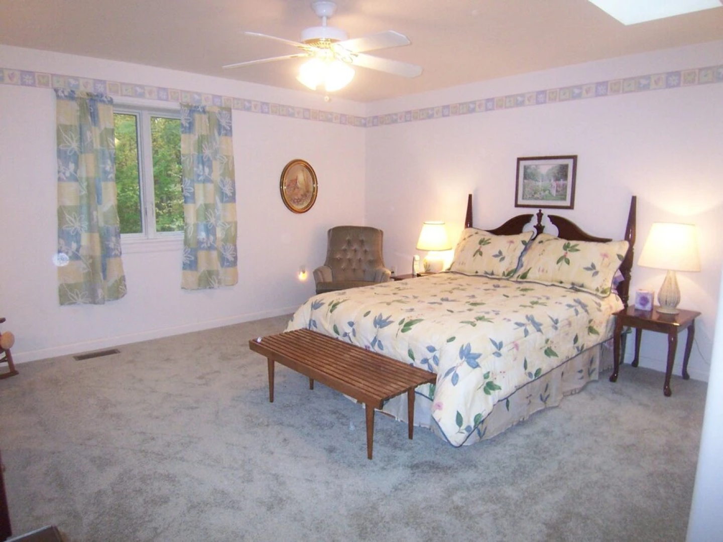 Tree Top Bed & Breakfast
