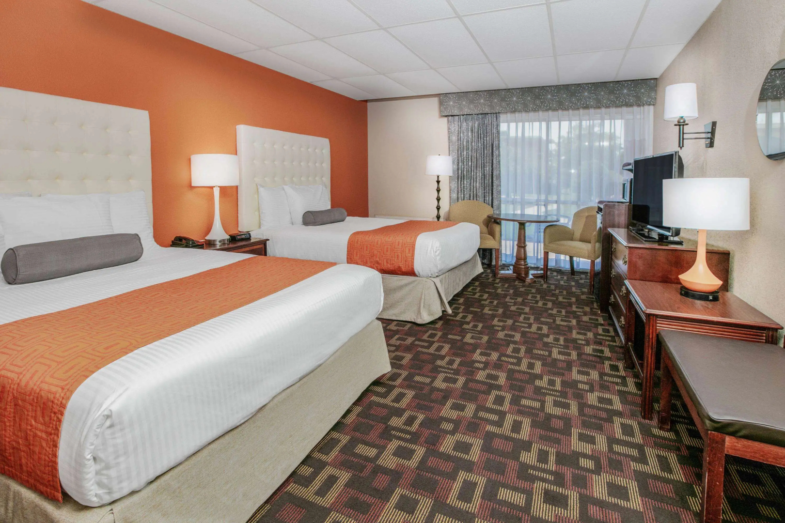 Howard Johnson by Wyndham Oklahoma City Airport/ Fairgrounds