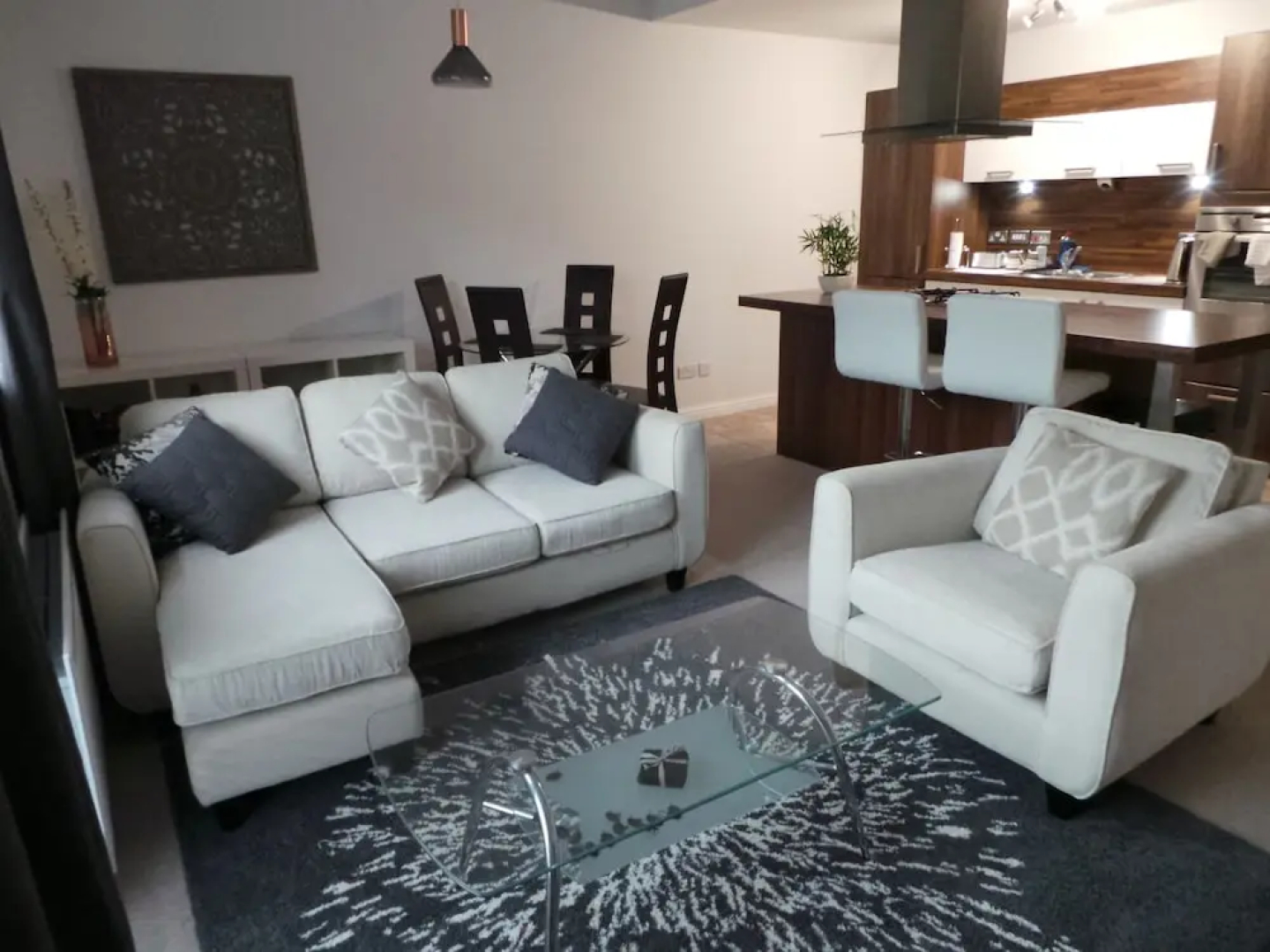 Mulberry SQ Apartments