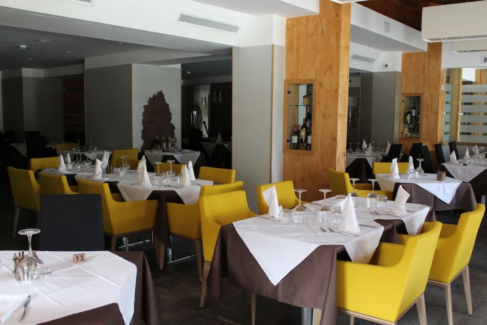 National Park Hotel & Spa