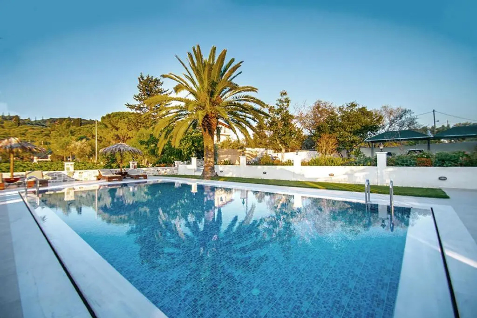 Zissis Villa & pool 5min drive to beach