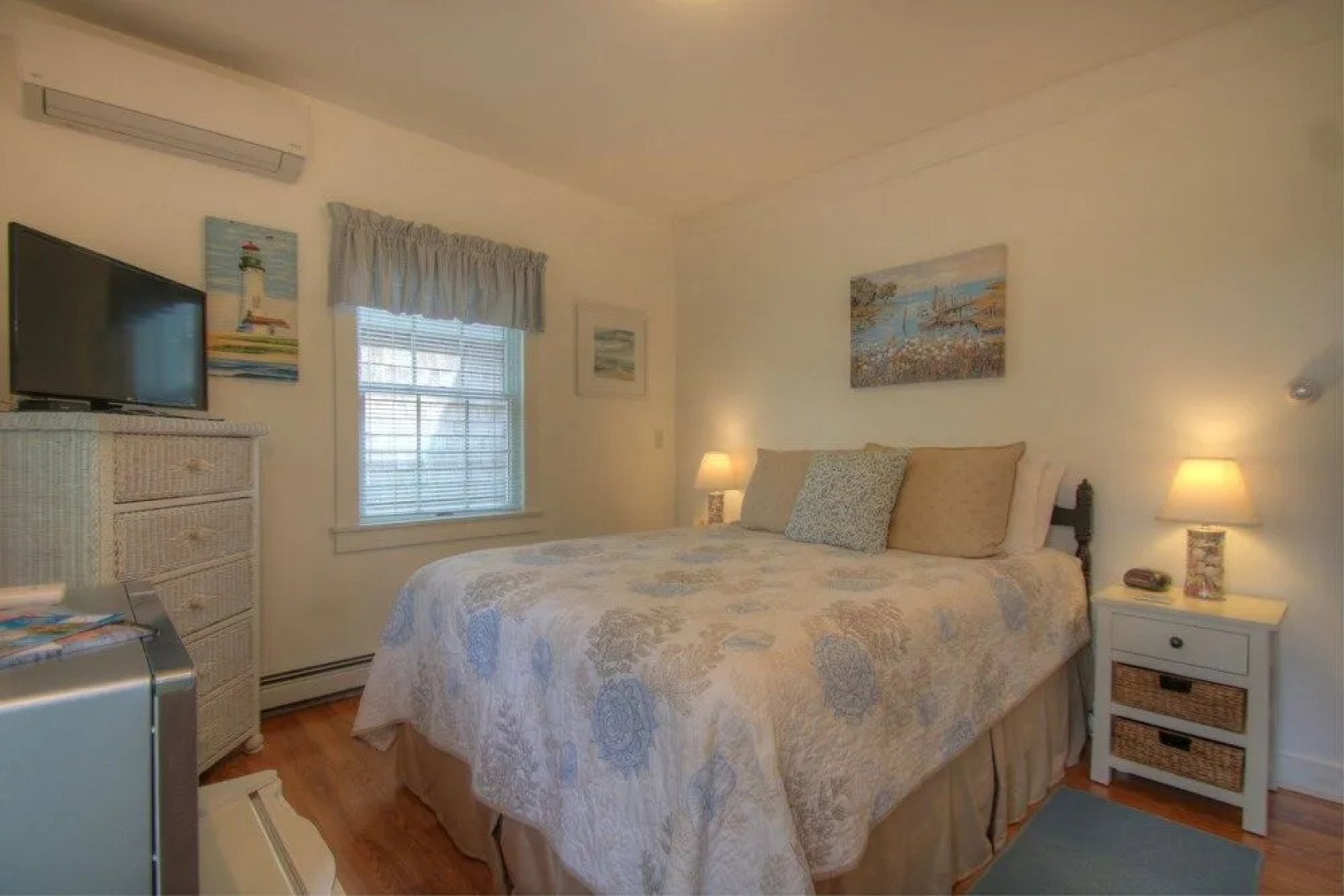 The Tern Inn Bed & Breakfast and Cottages