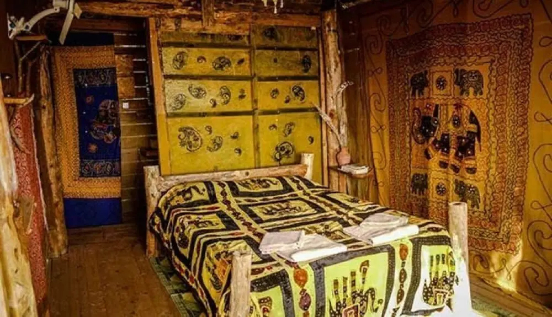 Shambala Lodge - Adults Only