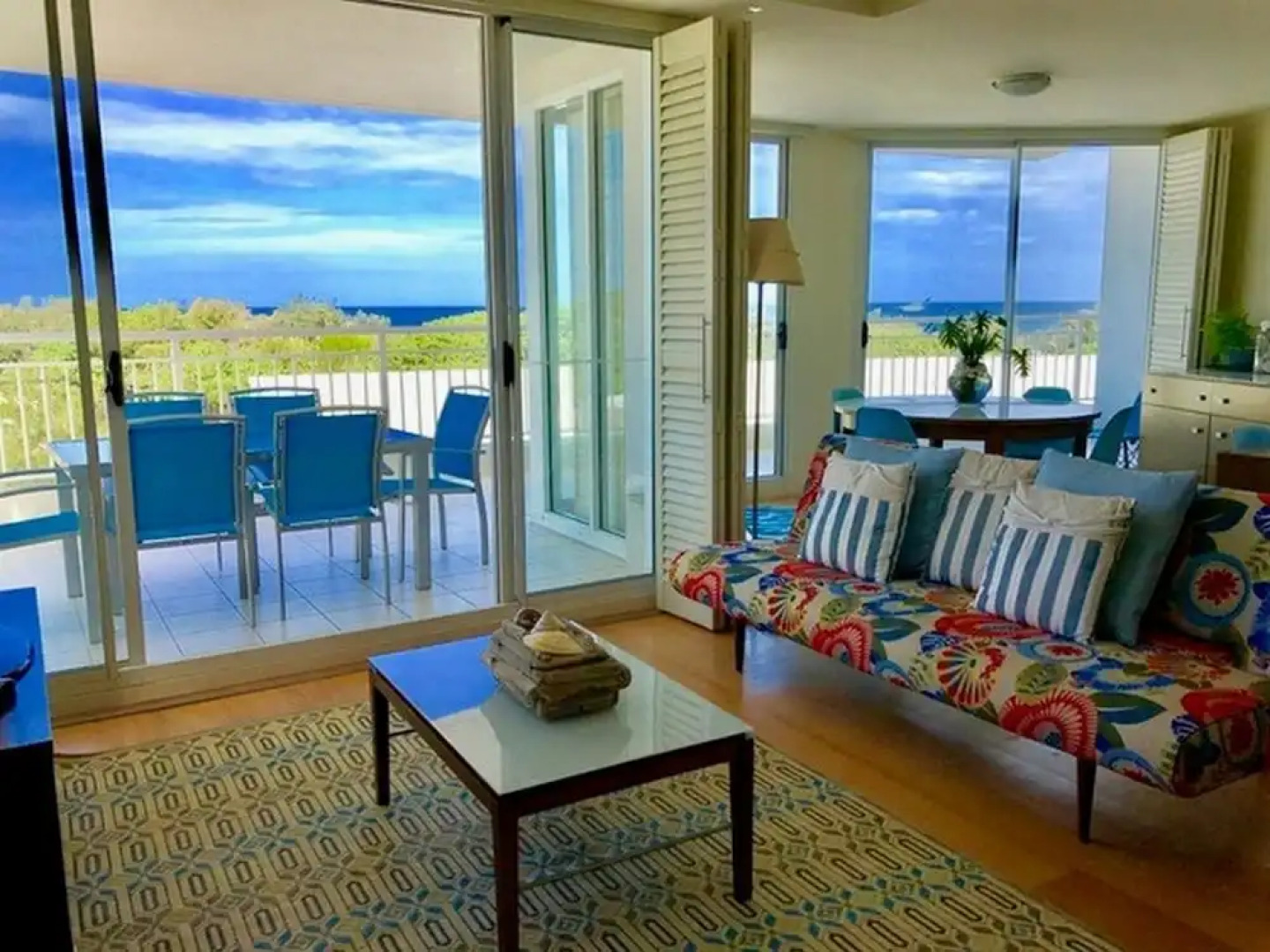 Resort Ocean Front Suite 2222