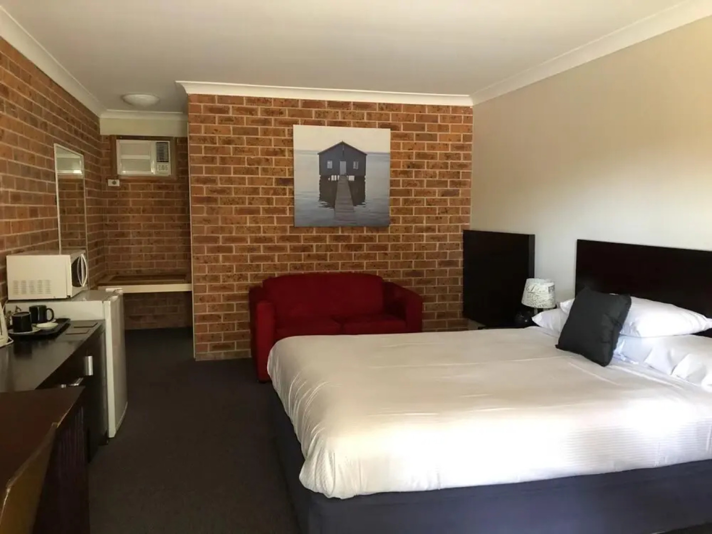 Lake Macquarie Motor Inn