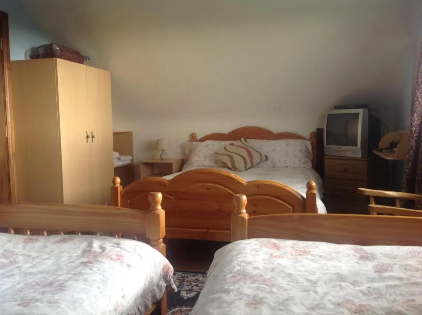 The Rock Equestrian Farm B&B