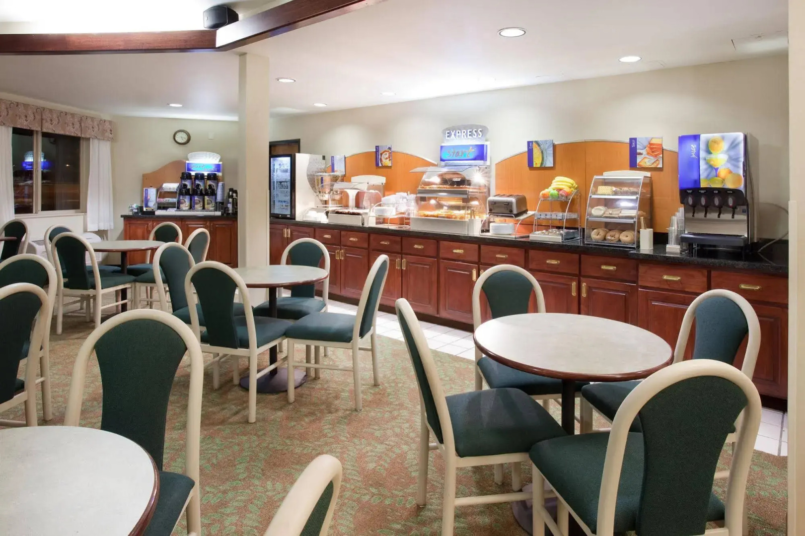 Holiday Inn Express Colorado Springs Airport by IHG