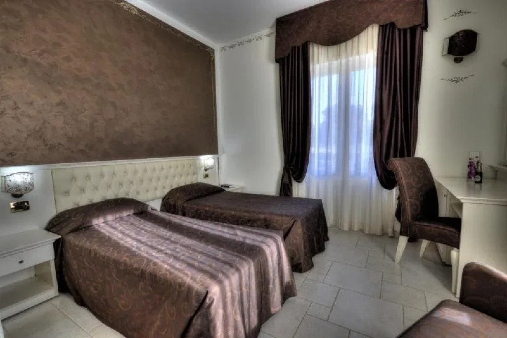 Hotel Madonna Delle Grazie