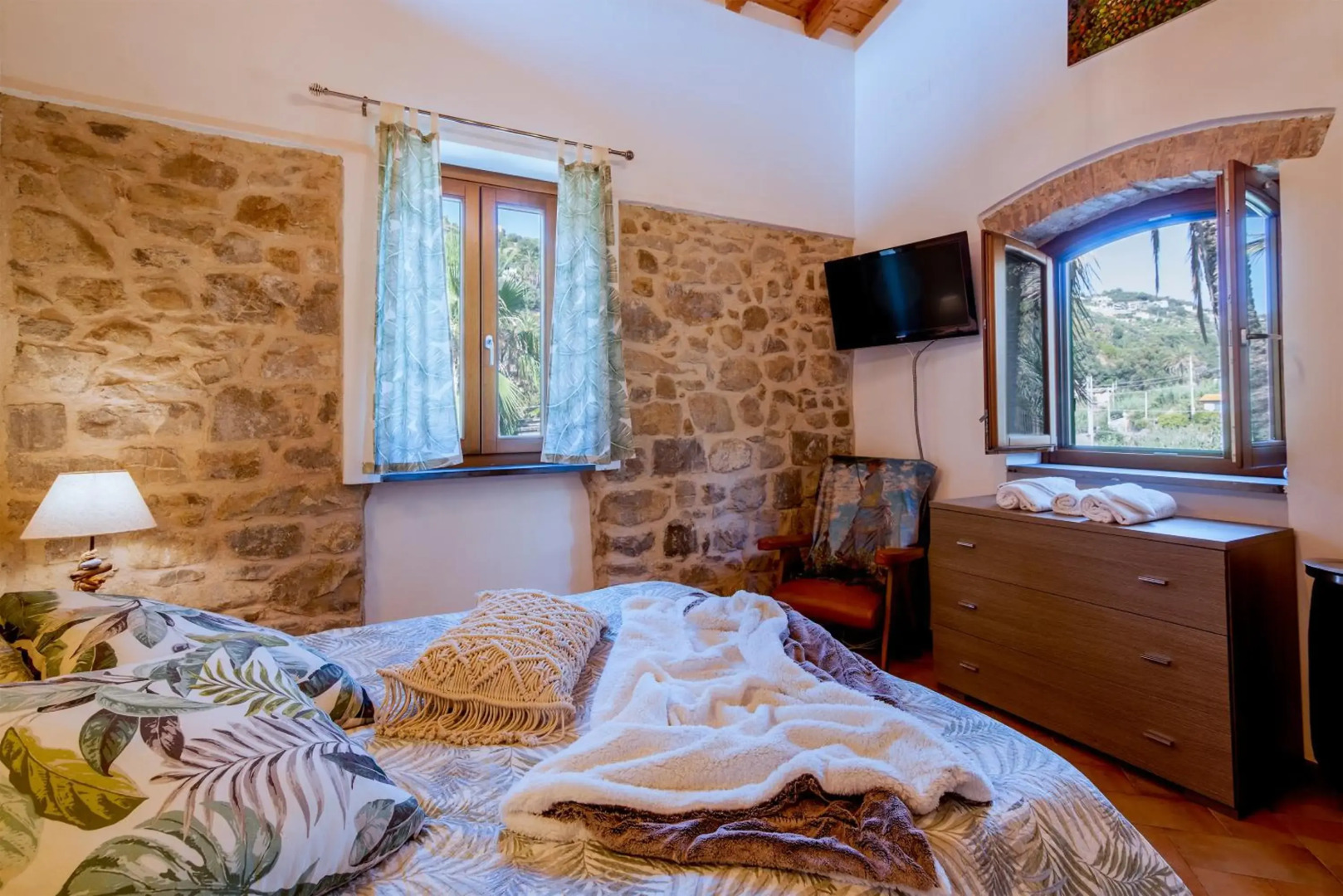 Villa Monet, 200 mt dal mare, clima, Wi-Fi