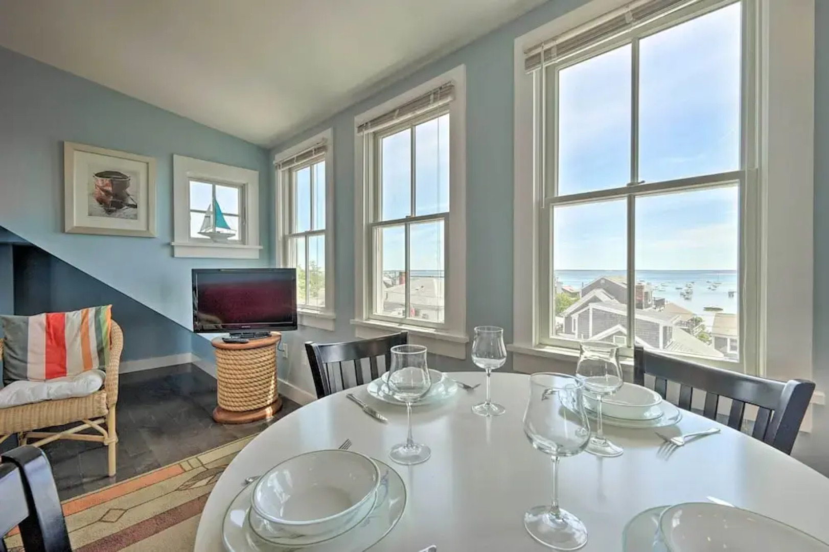 Splendid Provincetown Penthouse Apartment w/ Deck!