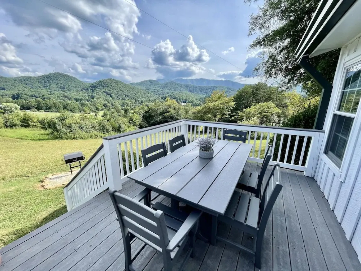 Peace Of Paradise 2 Bedroom Home by RedAwning