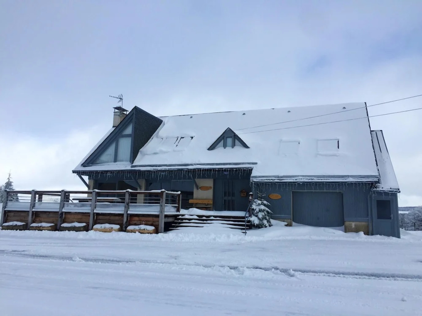 Chalet With 2 Bedrooms in Laguiole, With Wonderful Mountain View, Furn