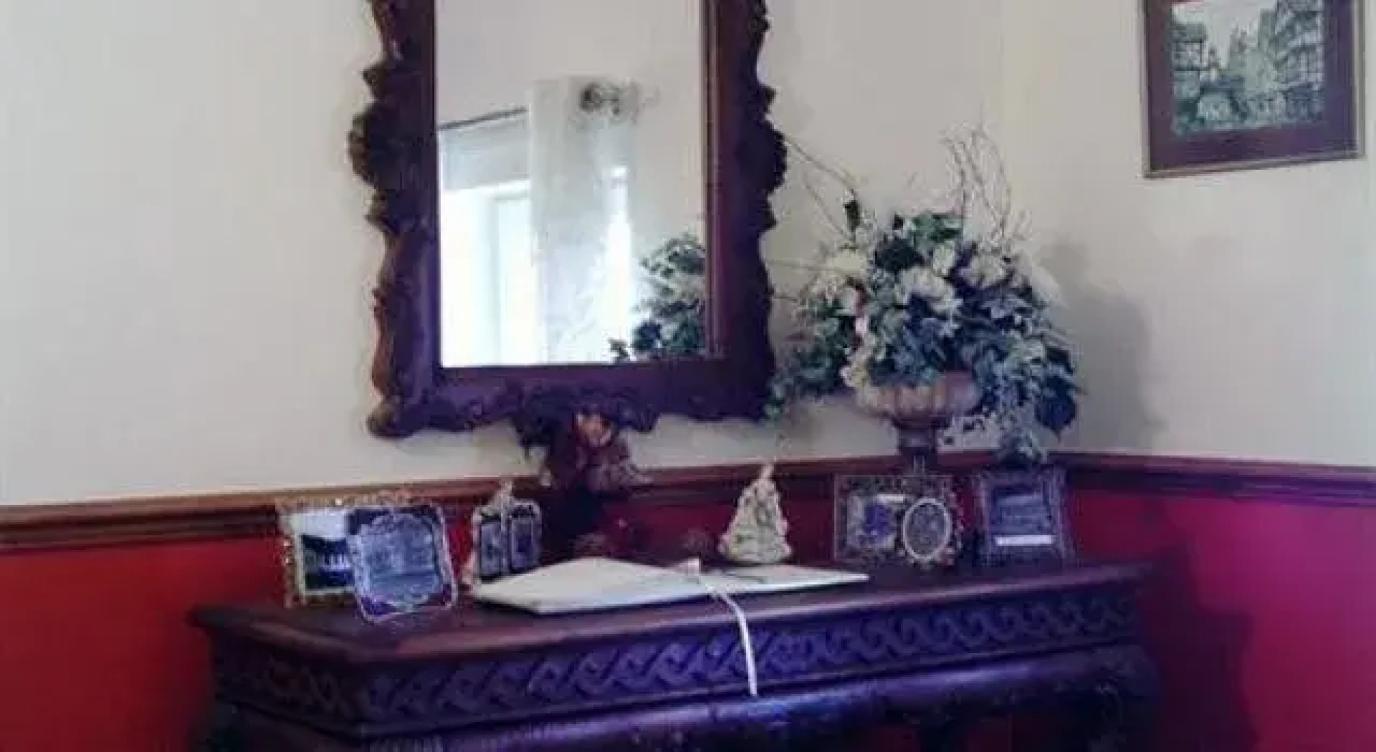 The Hollybrook Country Inn