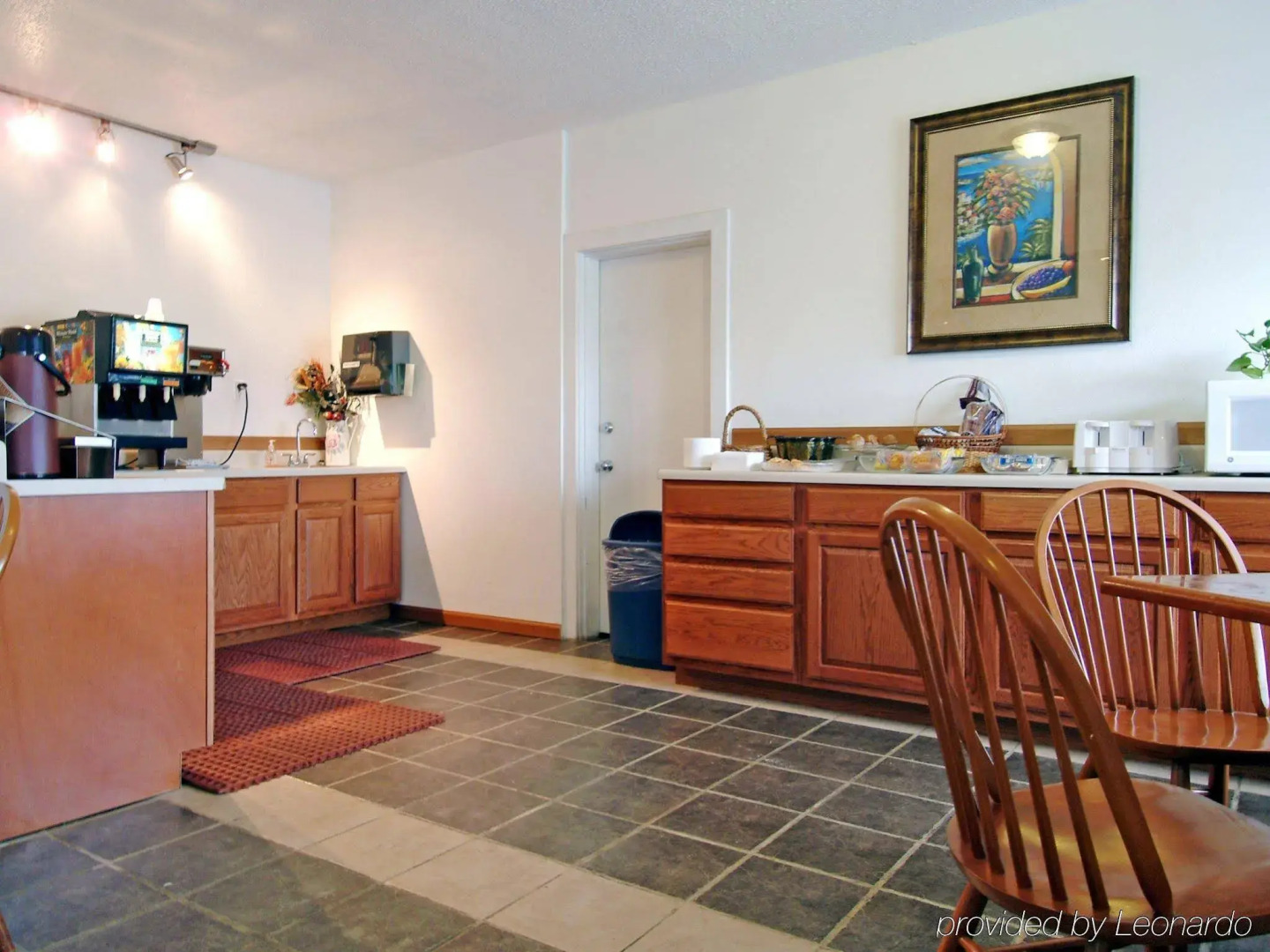 Econo Lodge Topeka Blvd.