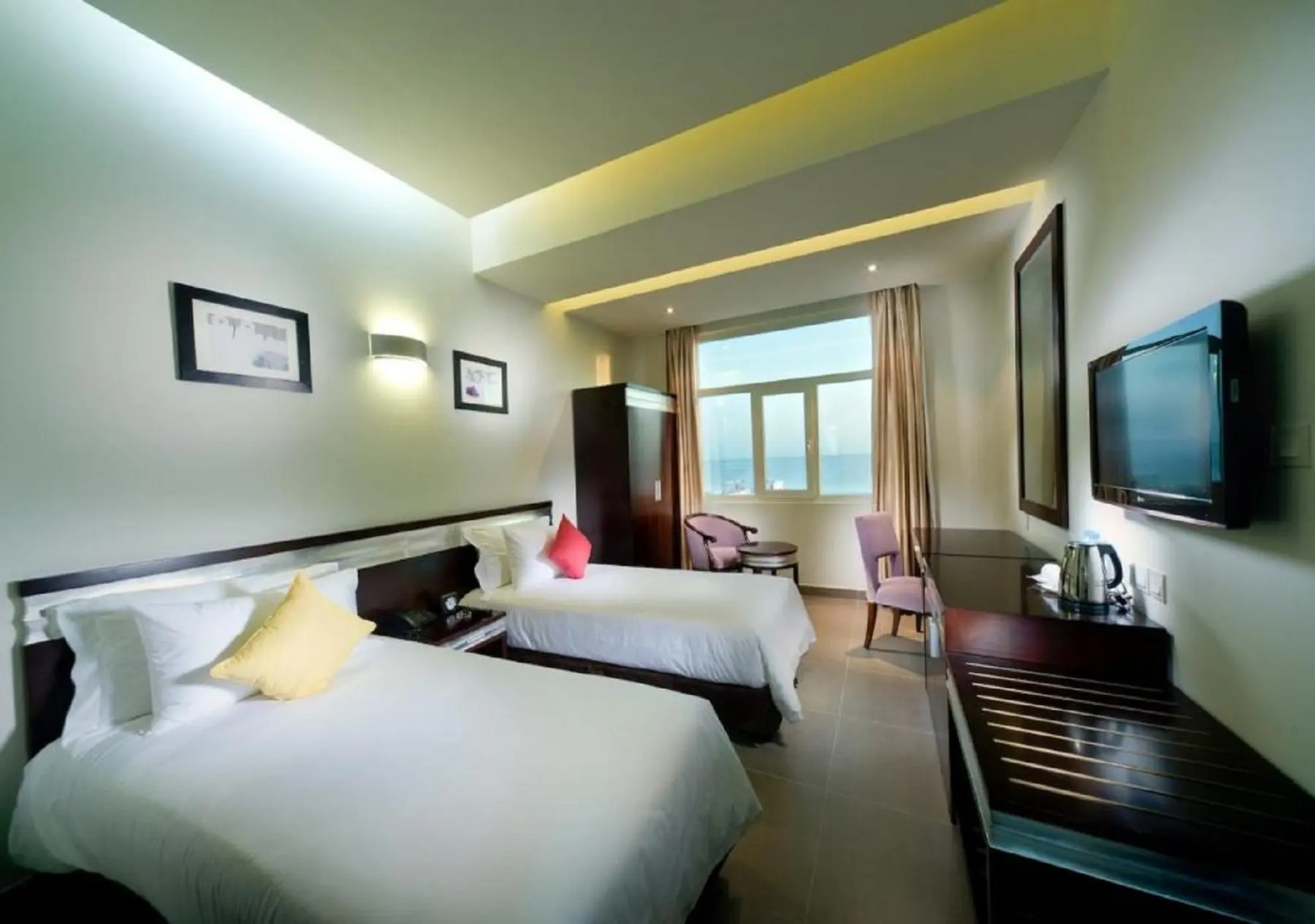 Al Hail Waves Hotel Managed By Centara