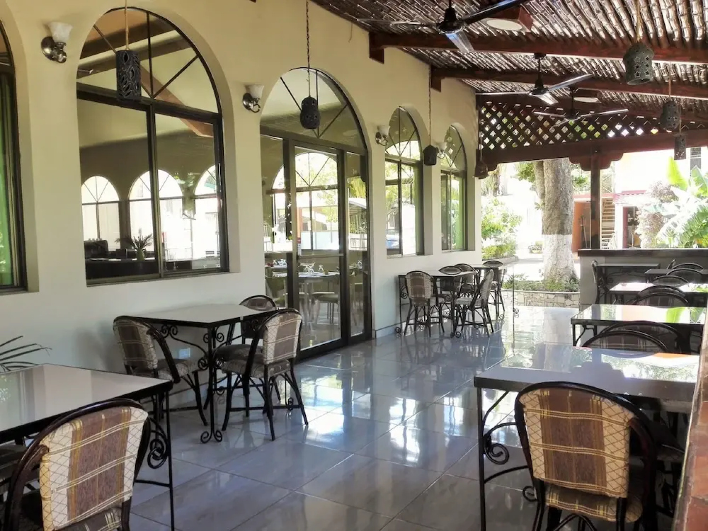 Restaurante, Cigar Bar, Whisky Lounge, Hostal Suite Dos Visiones