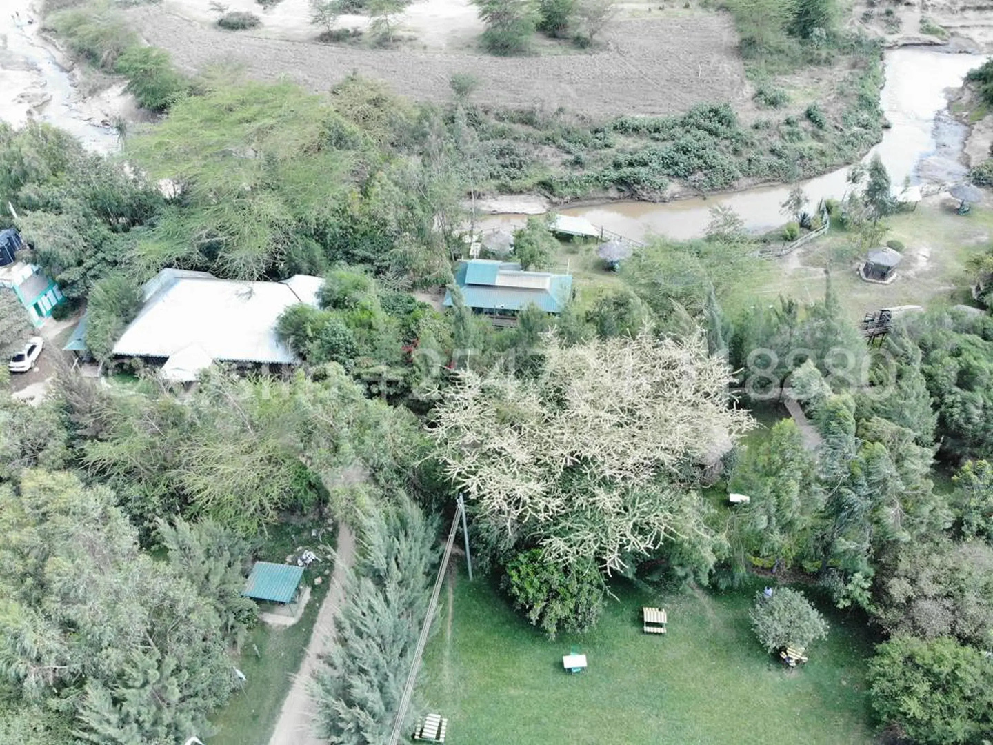 Osim Country Lodge