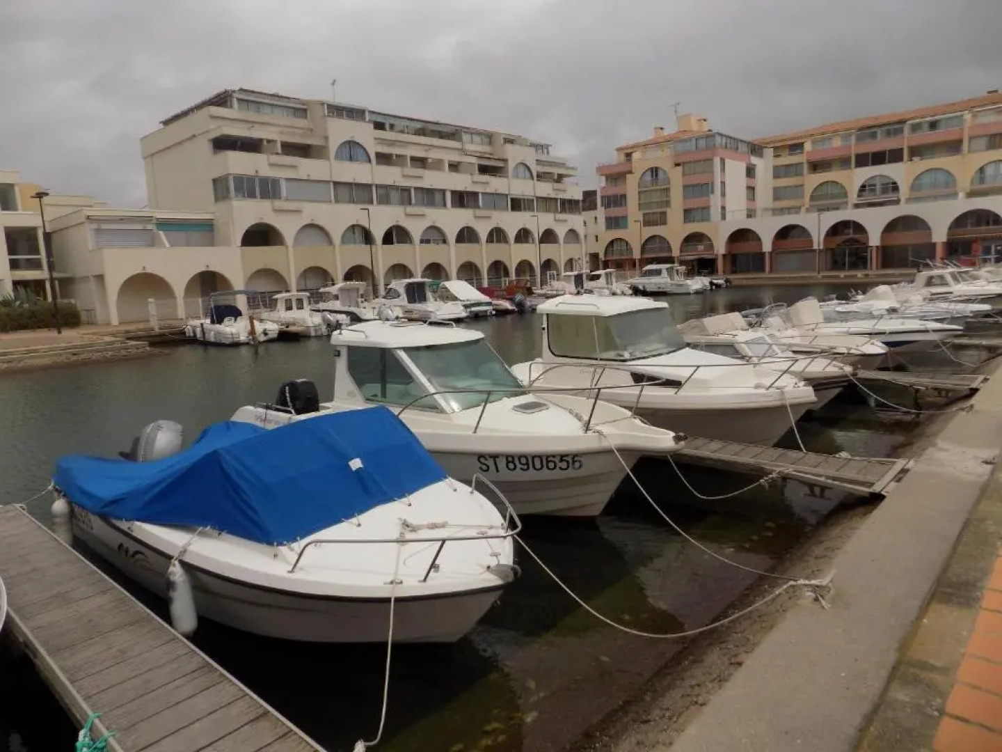 Charmant T2 Colore & Fonctionnel A 200M Des Plages