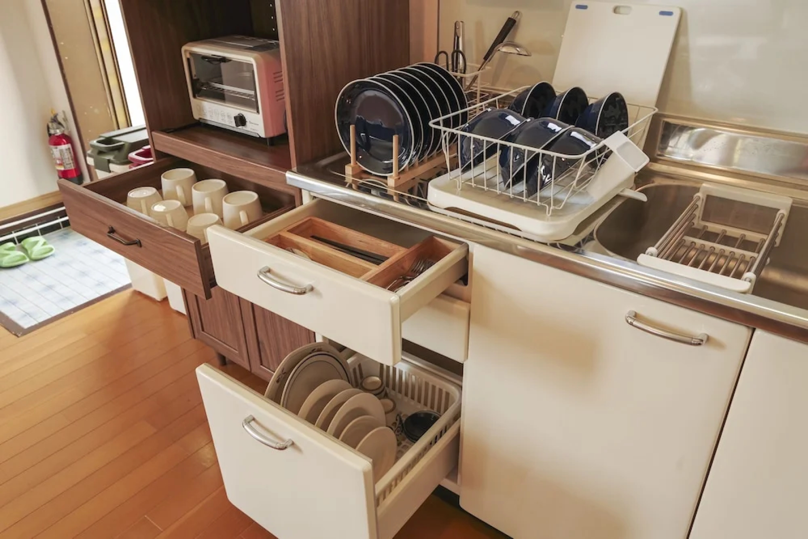 Maru House