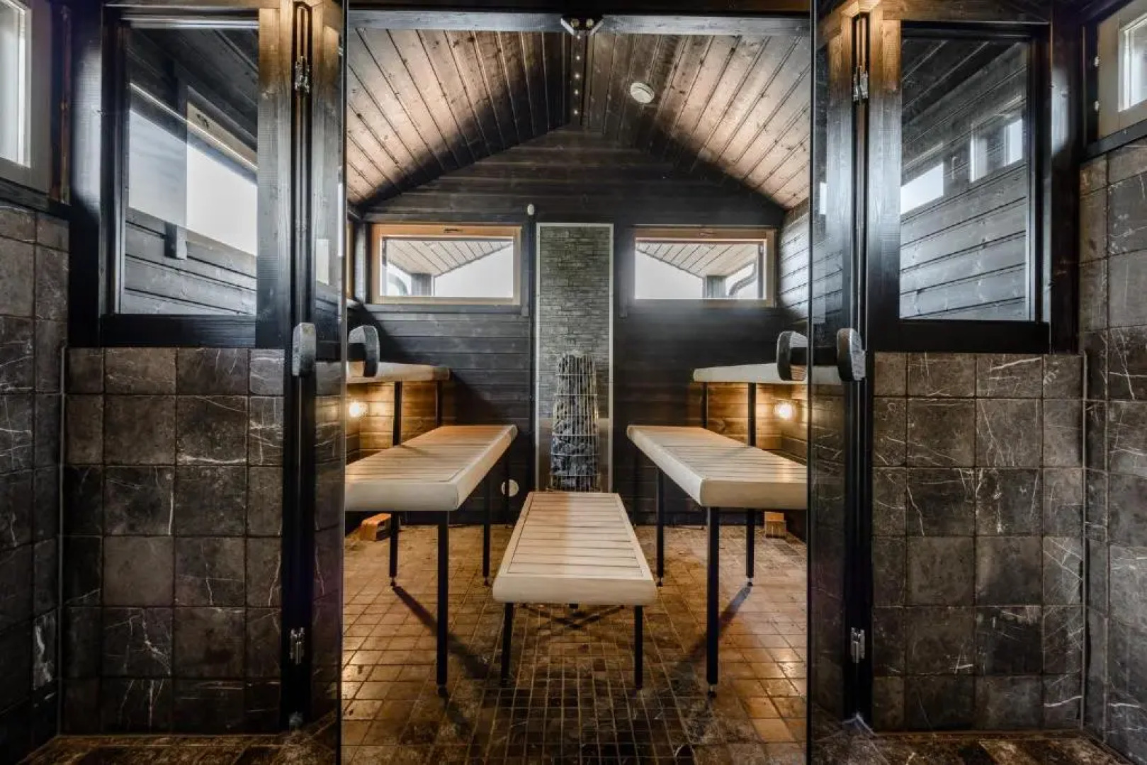 Reelinki Seafront Villa Amando