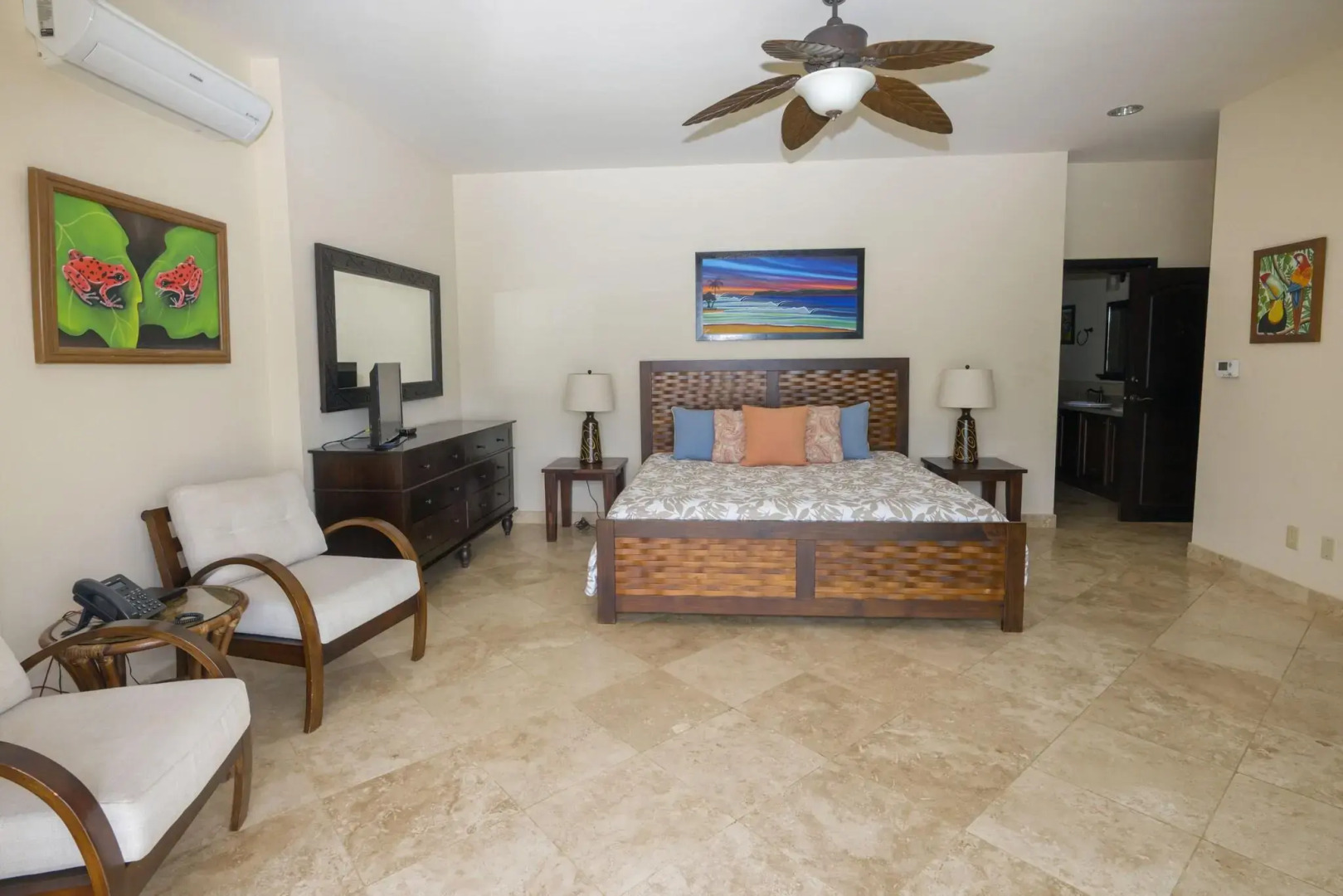 Red Frog Beach Island Resort