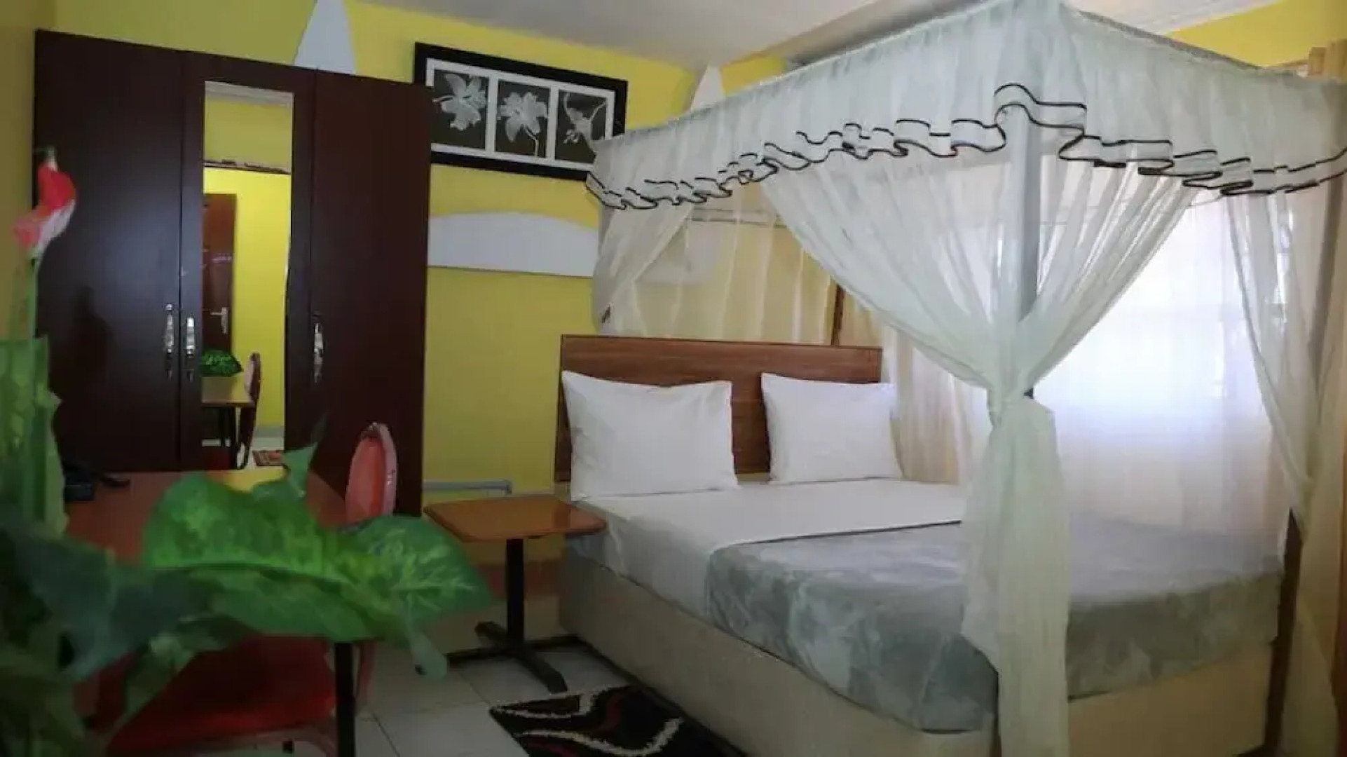 The Great Turk Reef Hotel-Lodwar