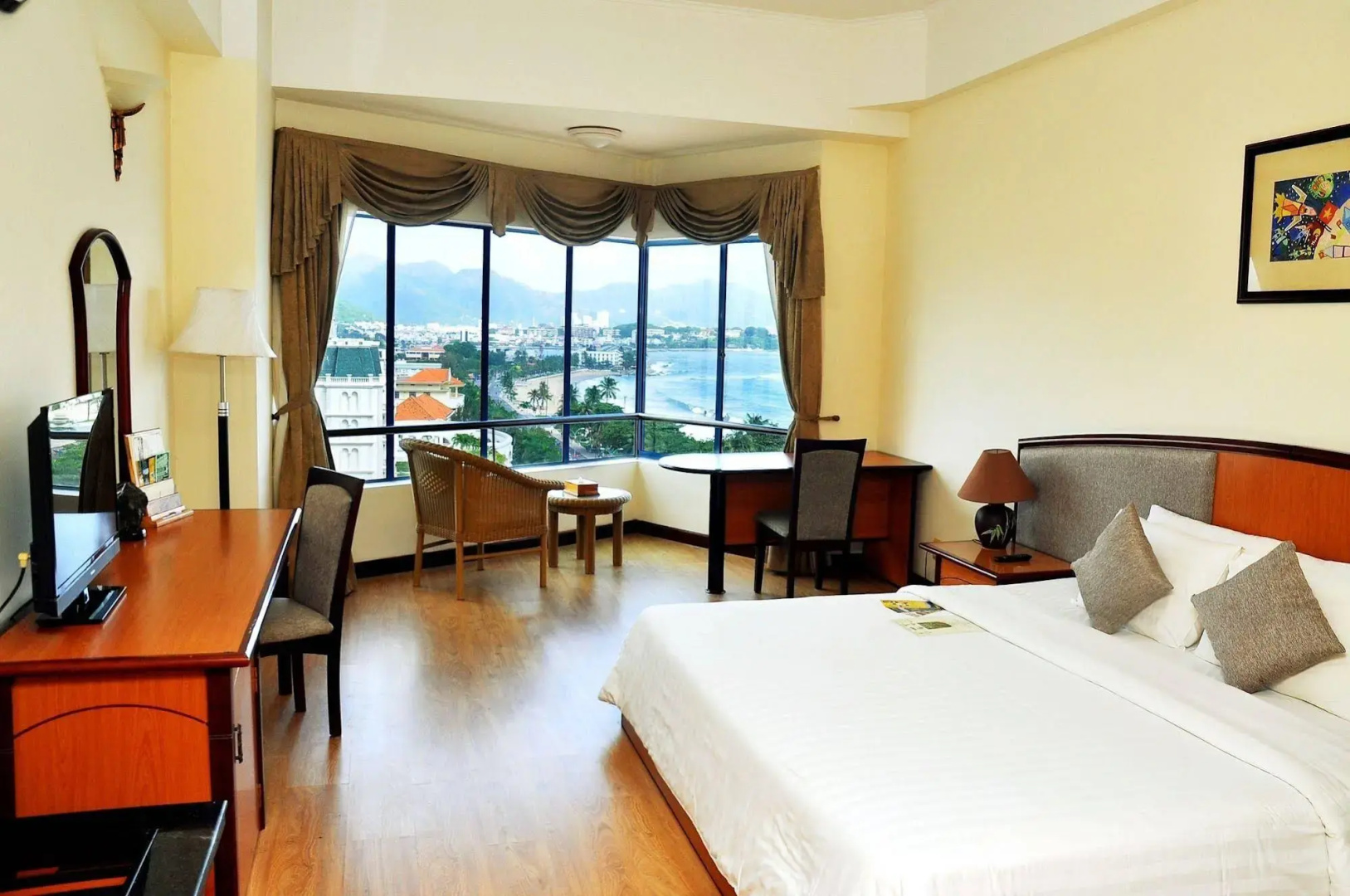 Yasaka Saigon Nha Trang Hotel