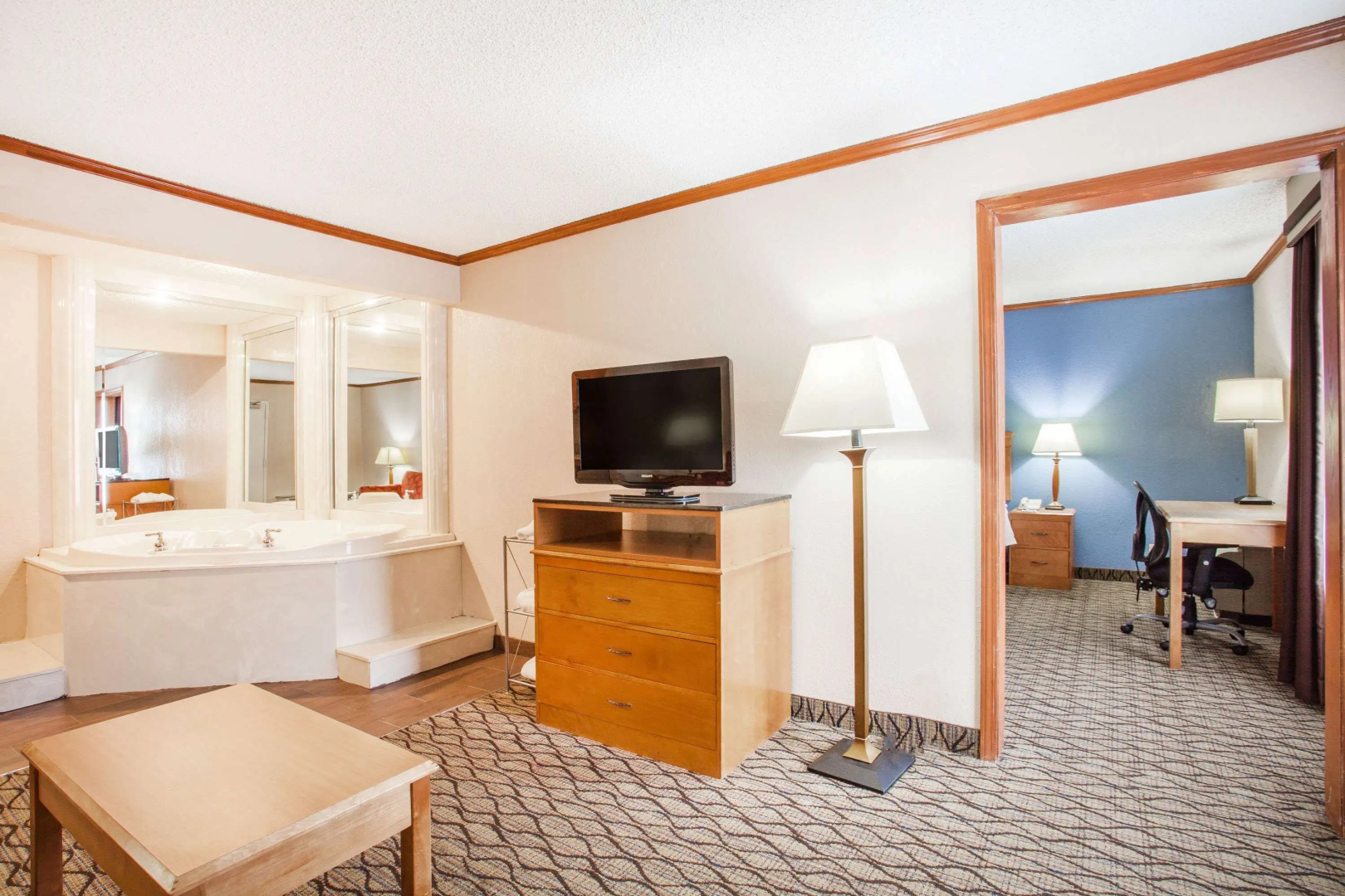 Baymont by Wyndham Madison Heights Detroit Area