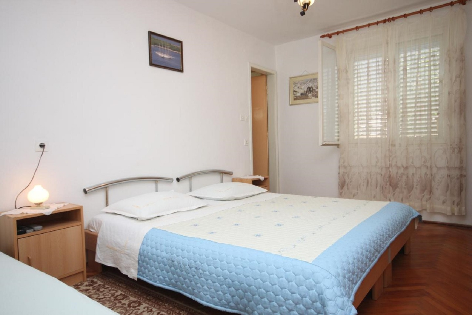 Room Mare - economy rooms: R3 Sucuraj, Island Hvar