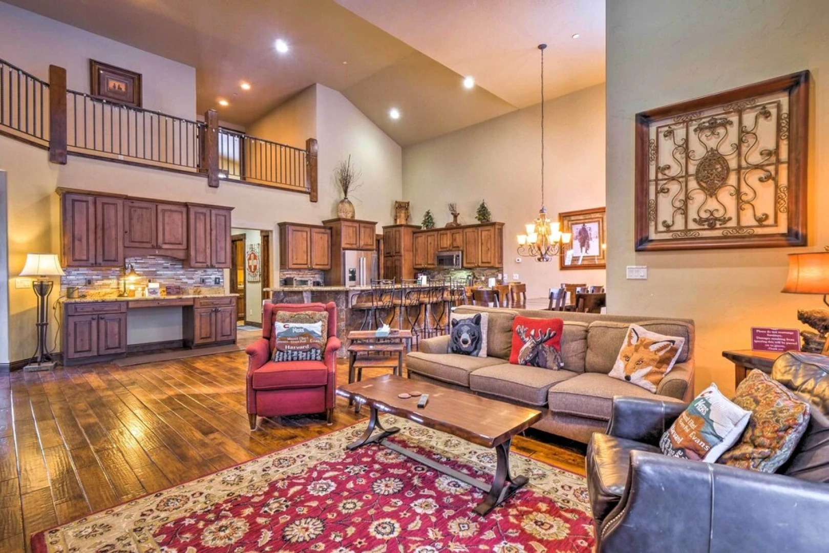 Blue River Home w/ Hot Tub, 6 Mi to Skiing!