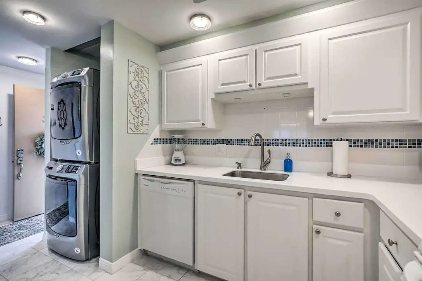 Charming Ormond Beach Condo w/ Ocean Views!