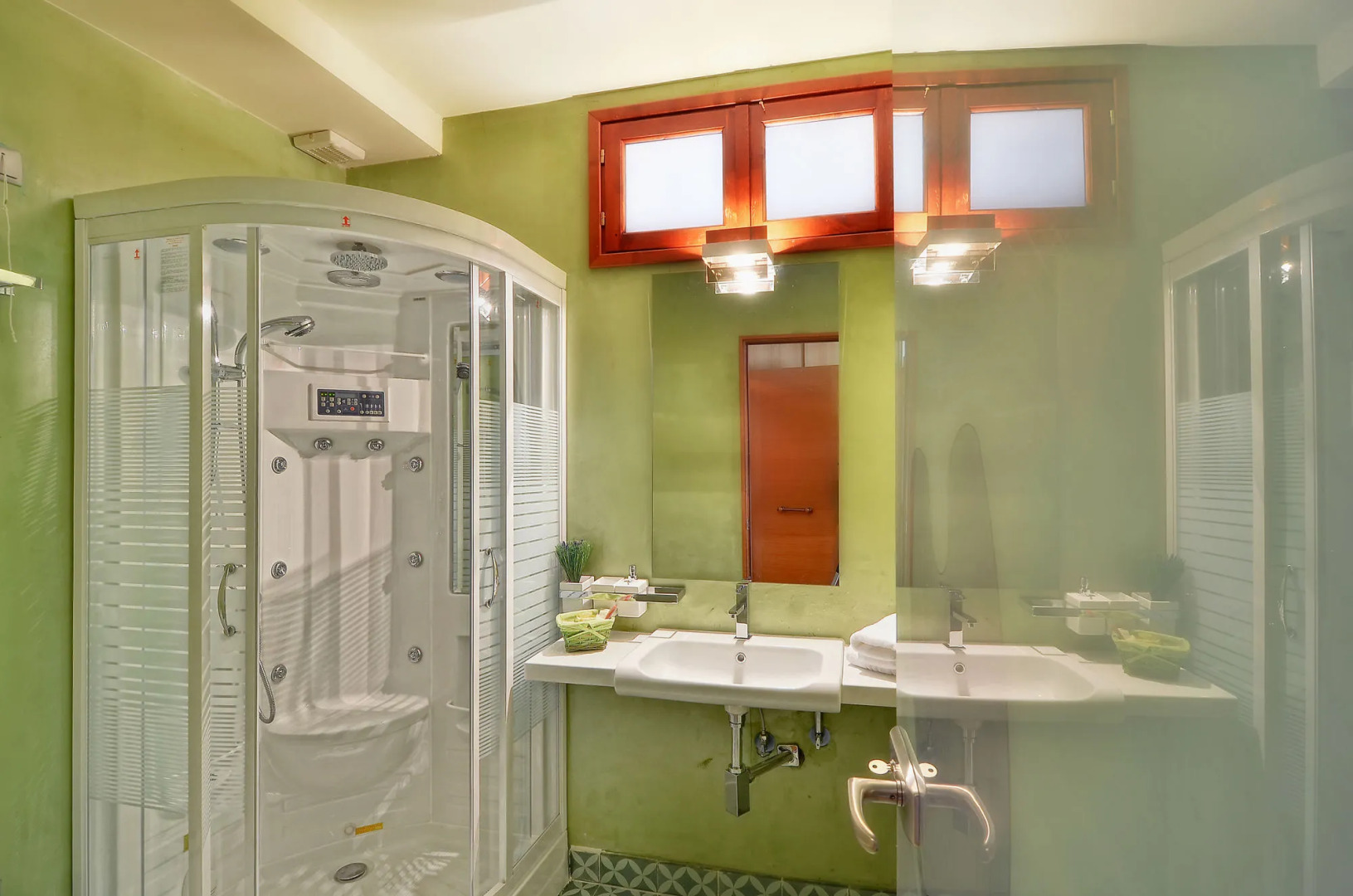 Dilofo Hotel Luxury Suites