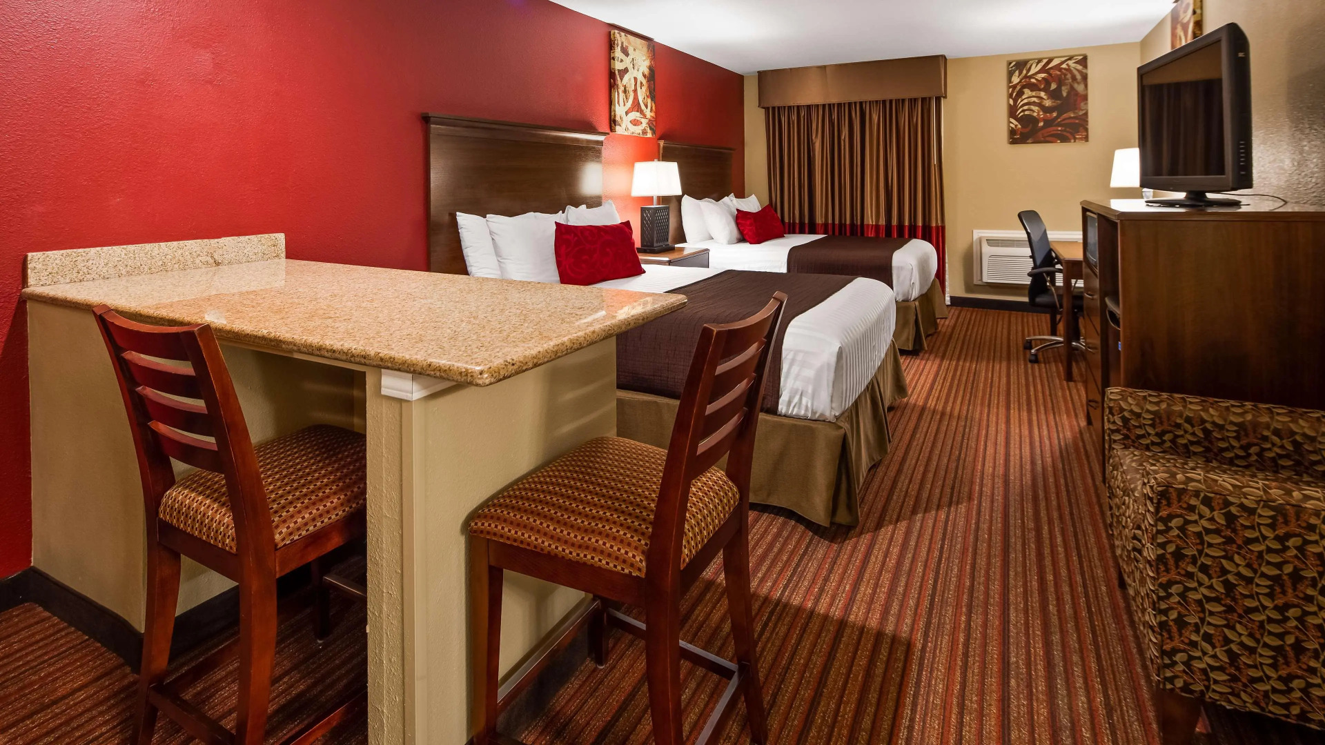 SureStay Plus by Best Western San Antonio Fiesta Inn