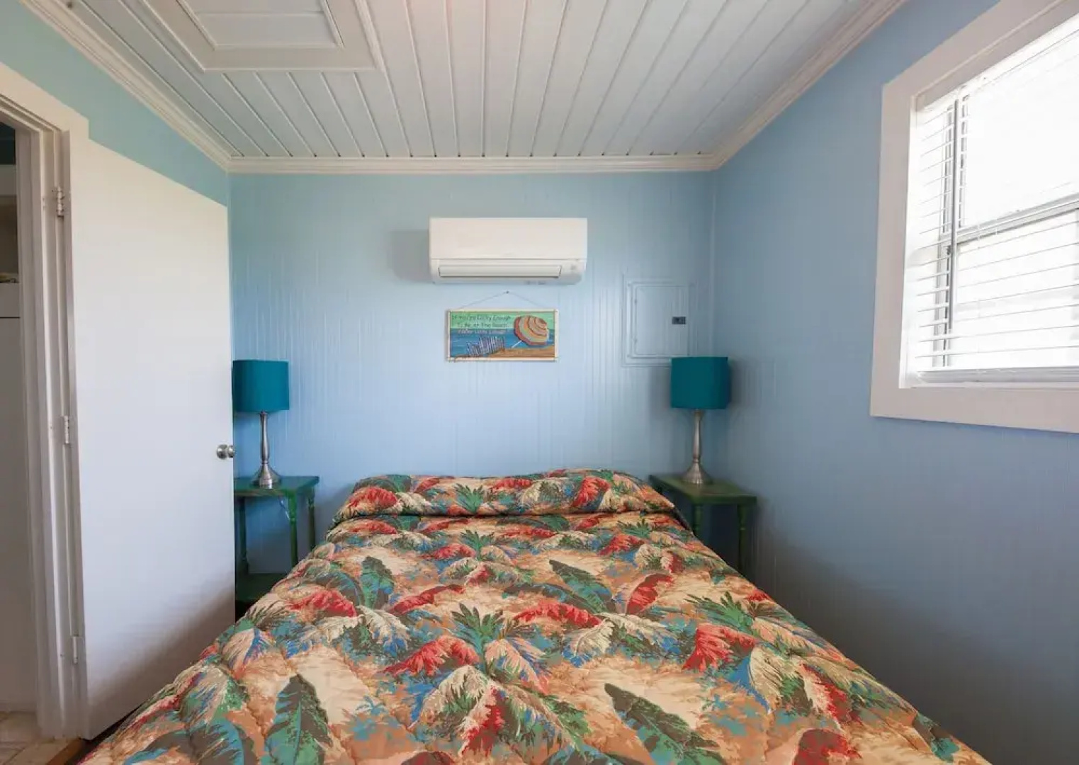Blue Dolphin Inn and Cottages