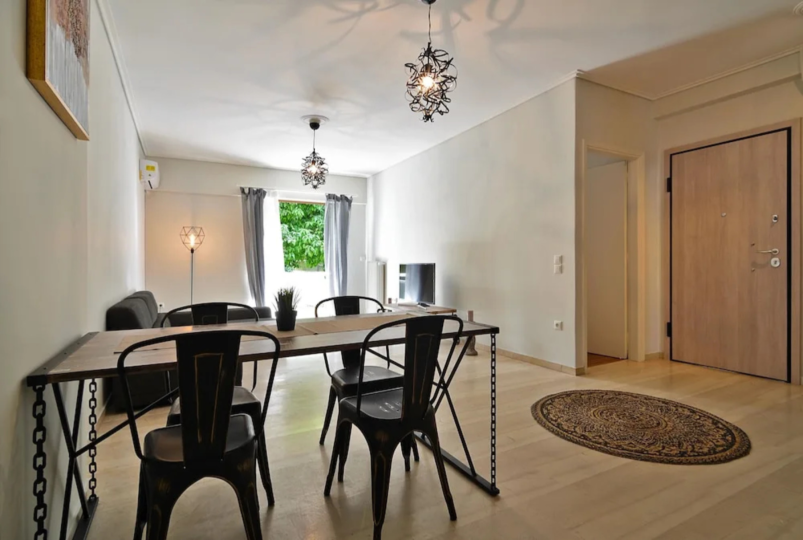 Thetidos Minimal Modern Apartment