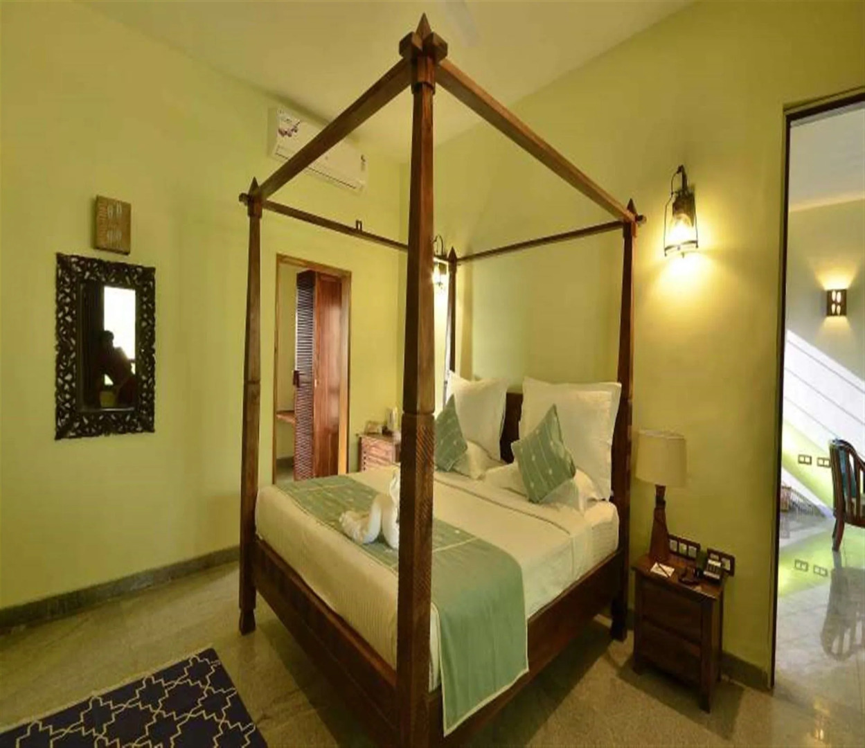 Heritage Resort Hampii