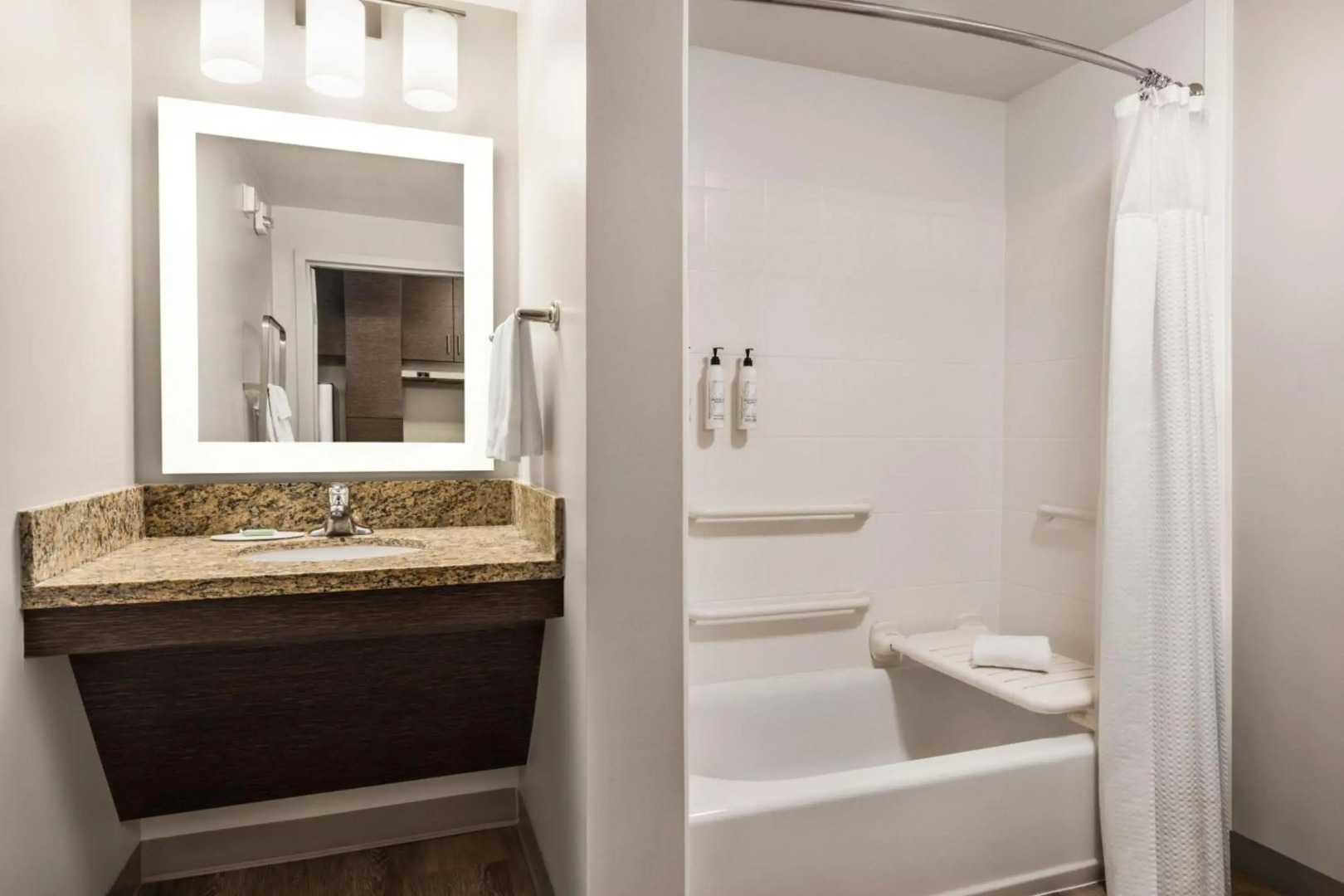 Towneplace Suites by Marriott Harrisburg West/Mechanicsburg