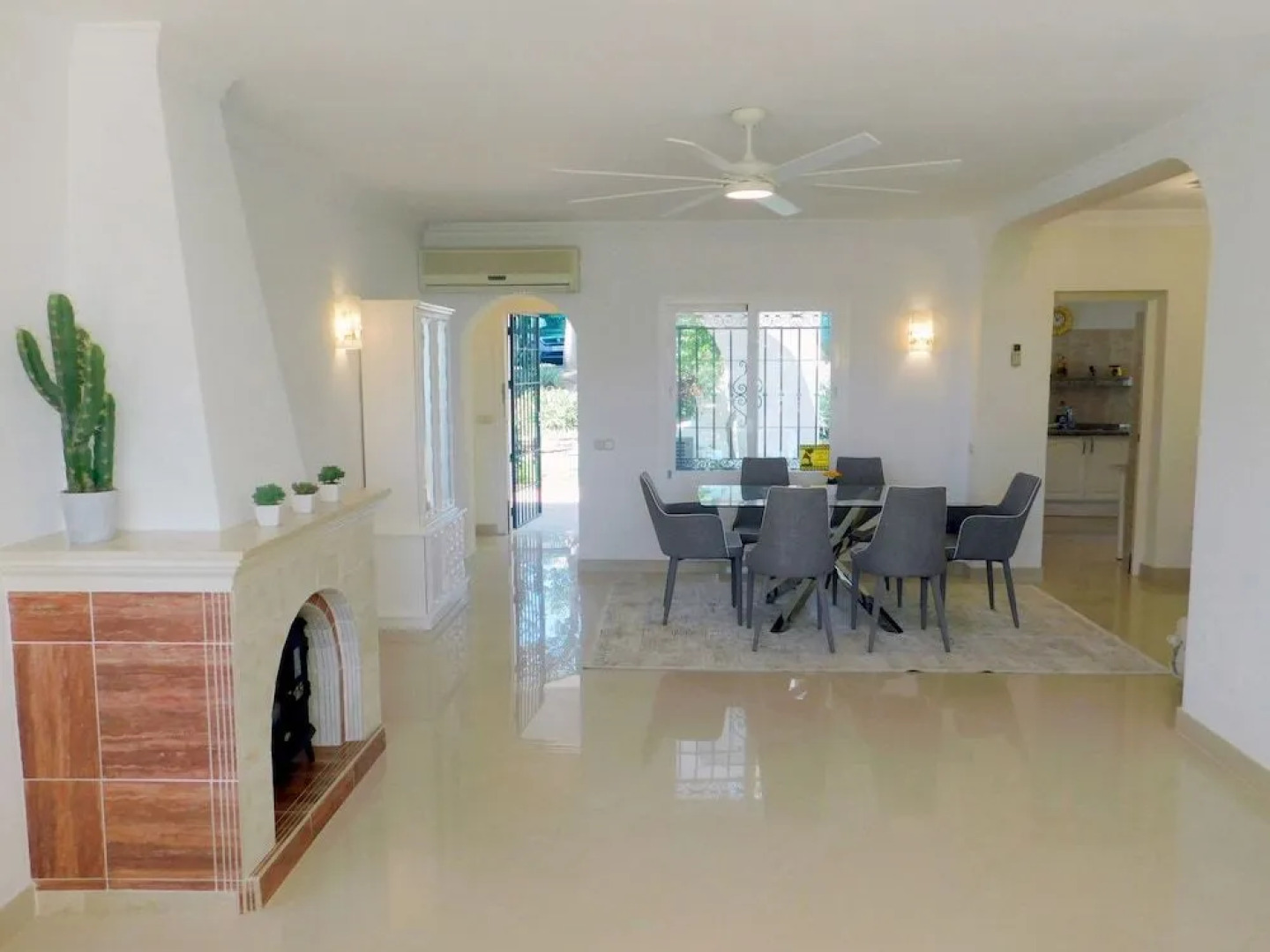 Marbella Views Jacuzzi Cinema Bbq Pool Condo Wifi