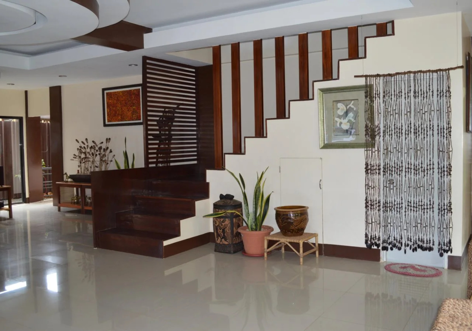 Diakopes Inn - Hostel