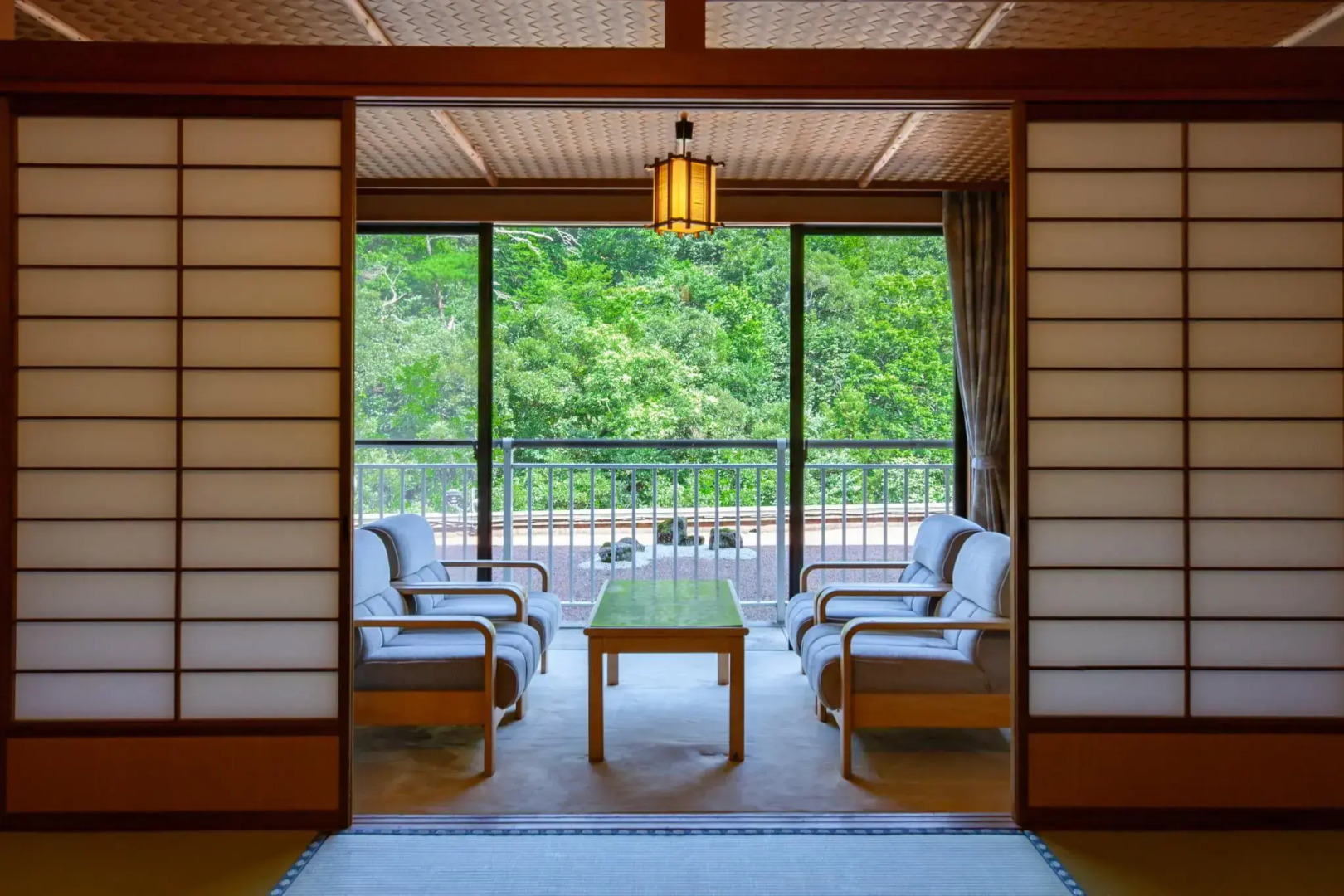 Yamanaka Onsen Shirasagiyu Tawaraya