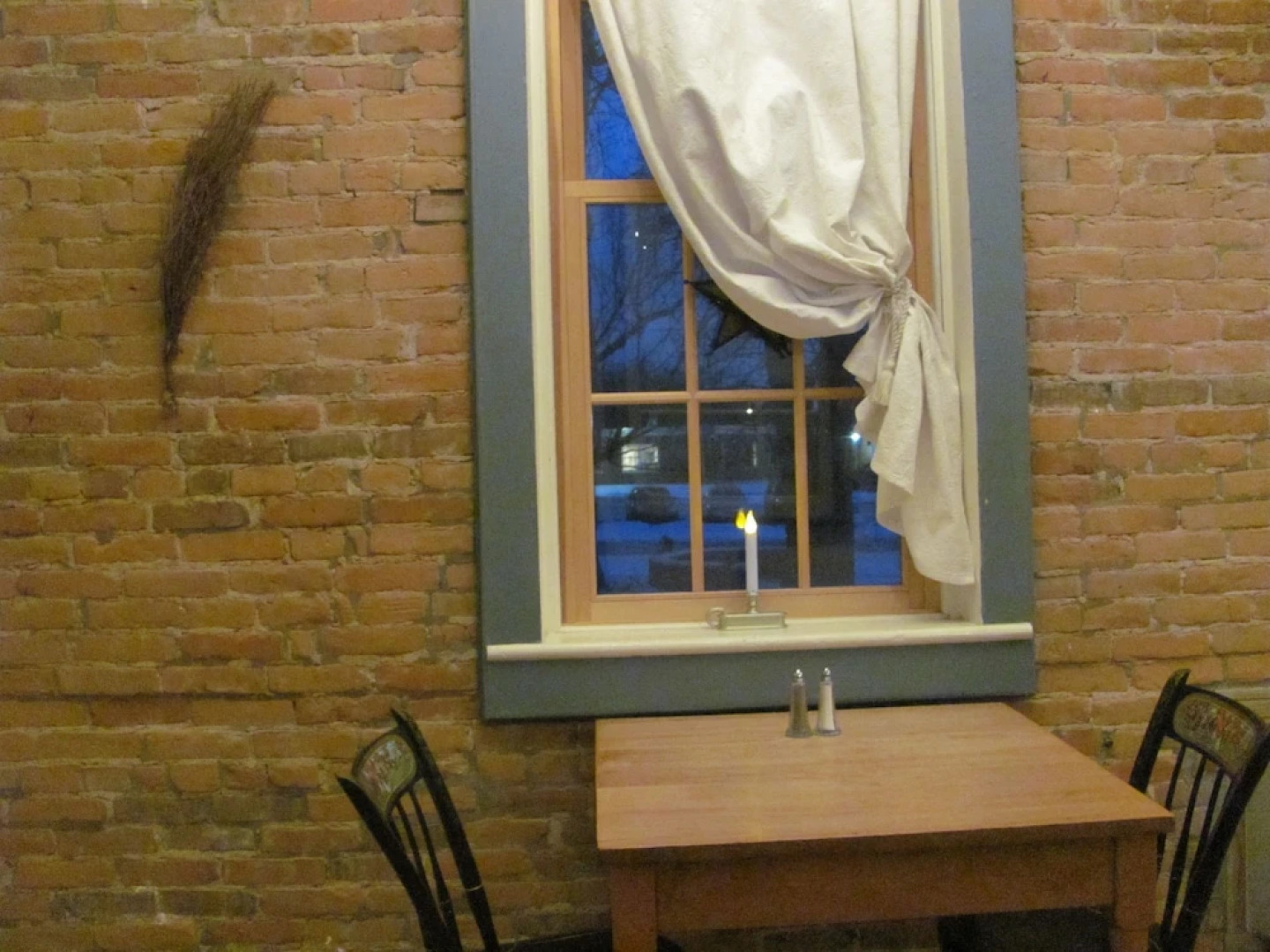 Oak Valley Inn & Suites