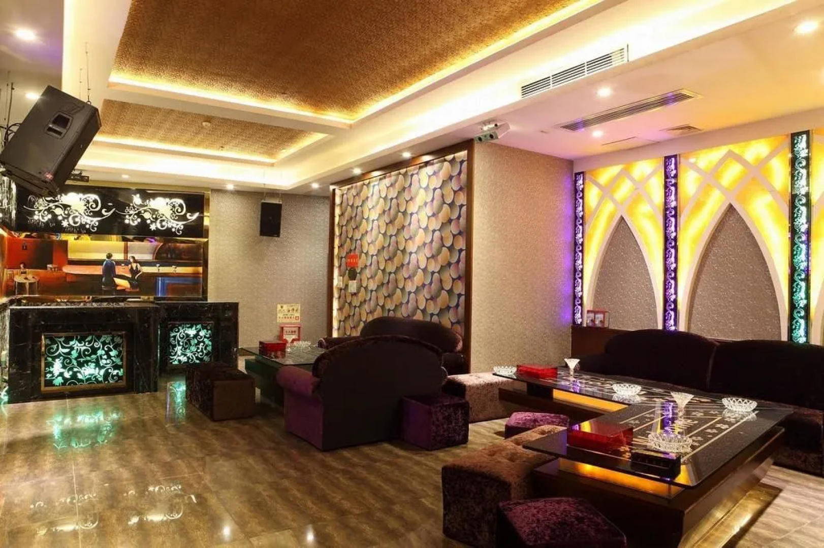 Jindun International Holidy Hotel