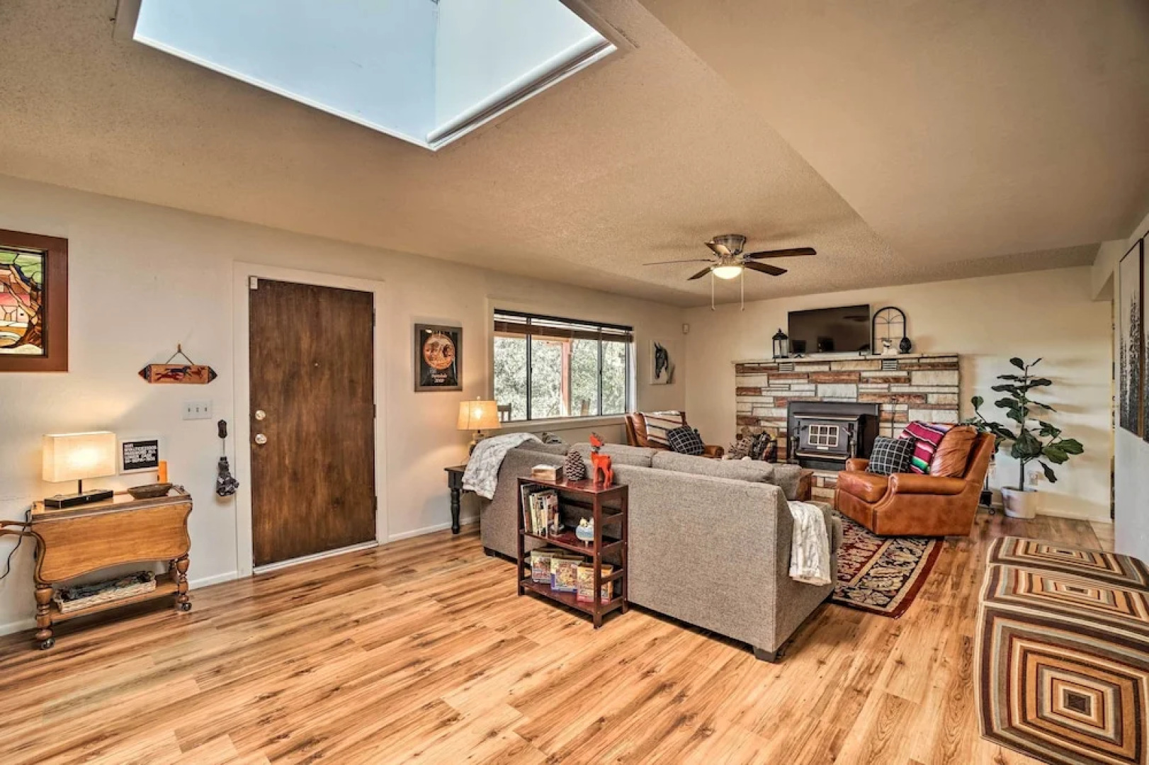 Bike, Hike & Unwind: Tranquil Payson Getaway!