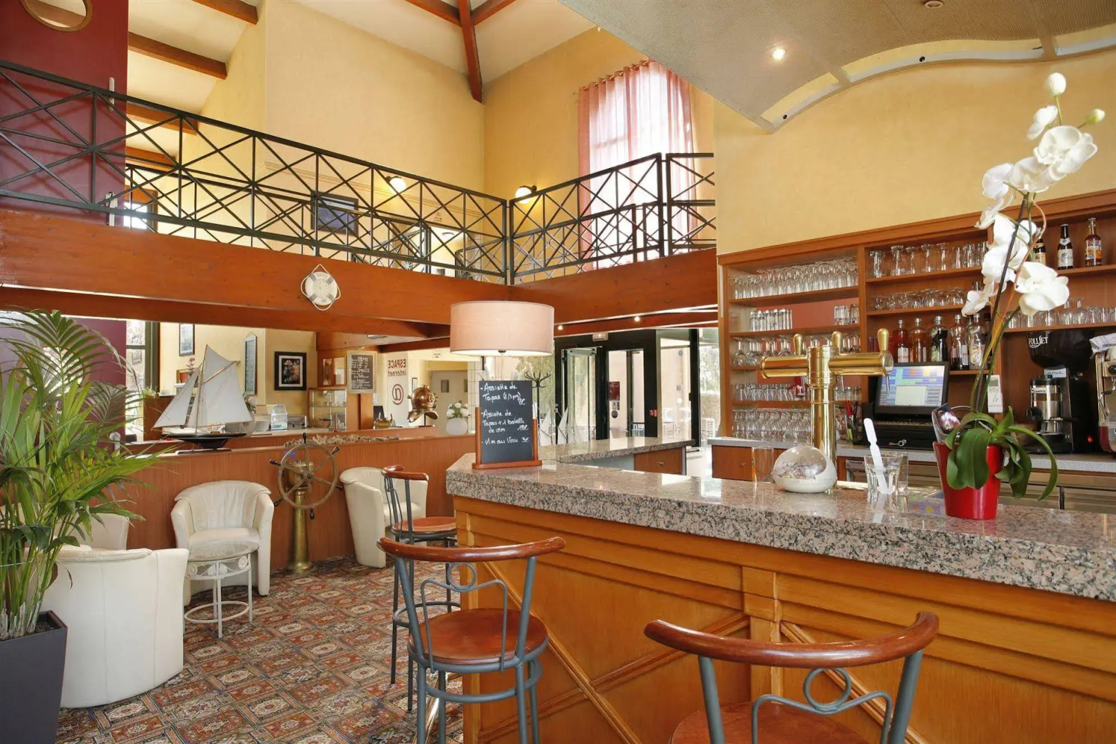 The Originals City, Hôtel Le Sextant