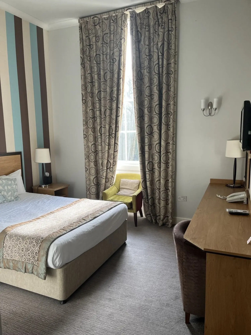 The Riverside House Hotel