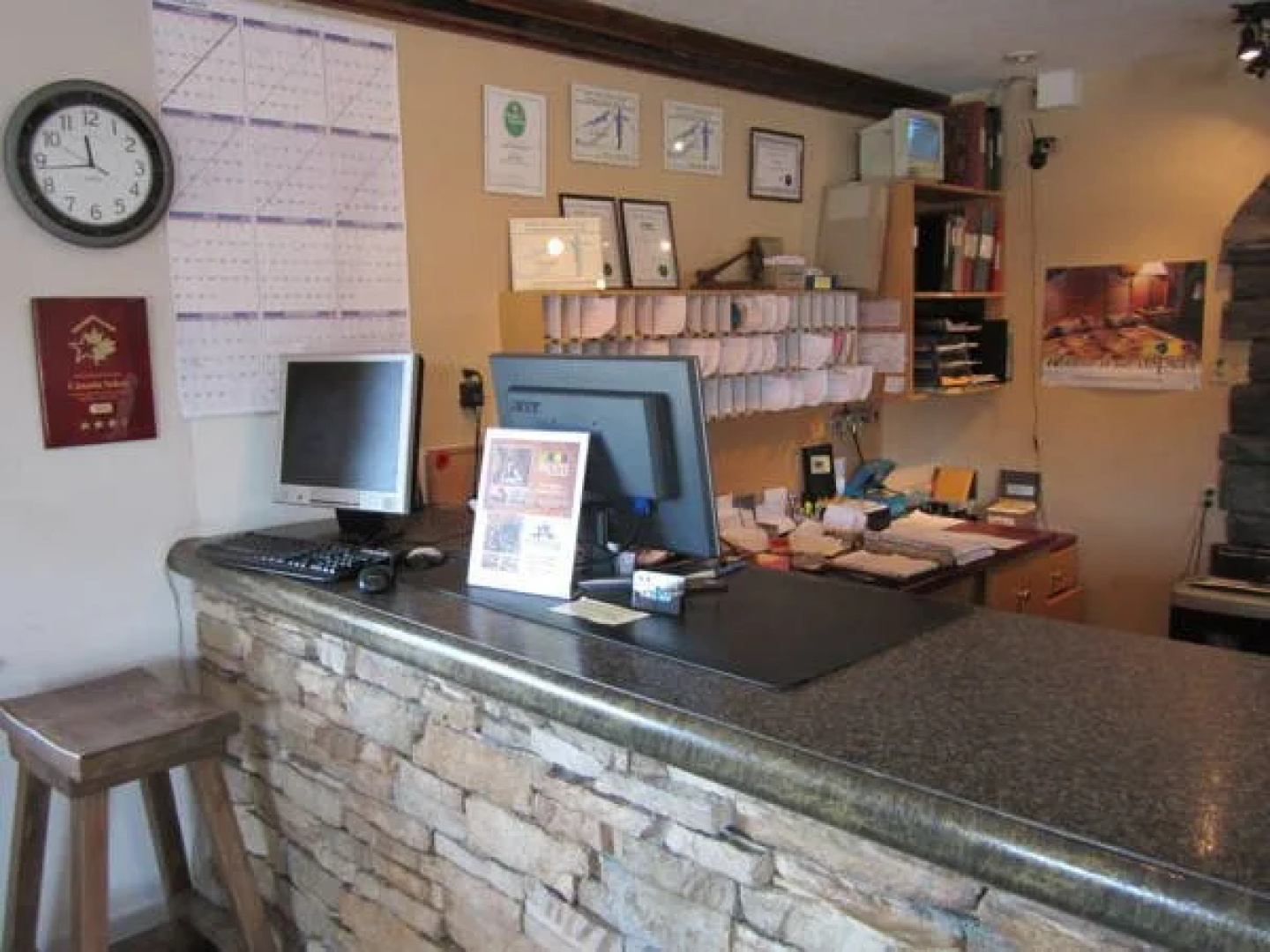 Aspen Inn & Suites