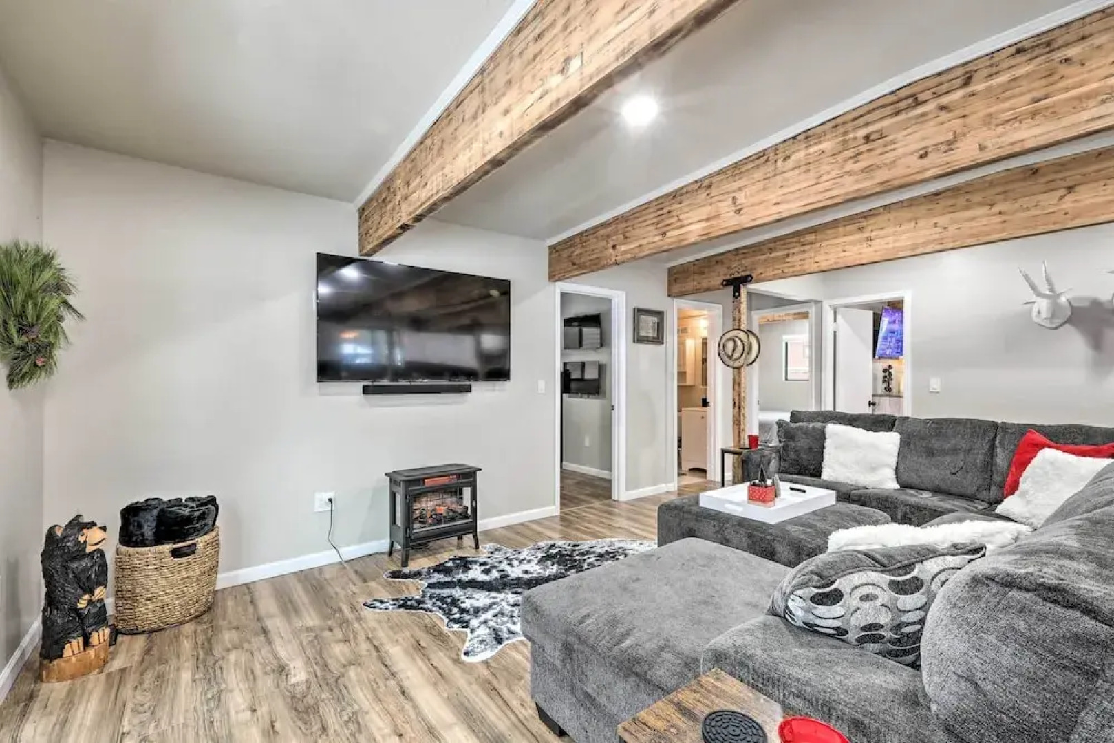 Fire Pit + ATV Trail Access: Munds Park Cabin!