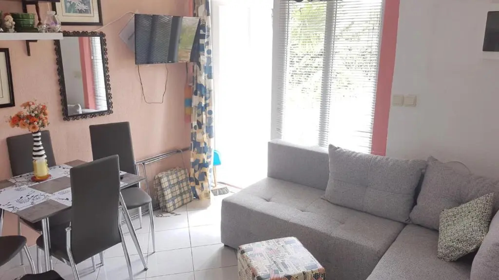 Apartment Mir