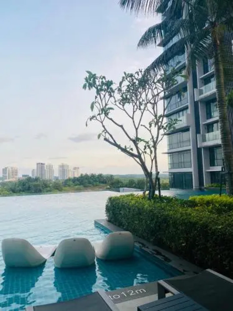Grand Medini Suites by RR JBcity