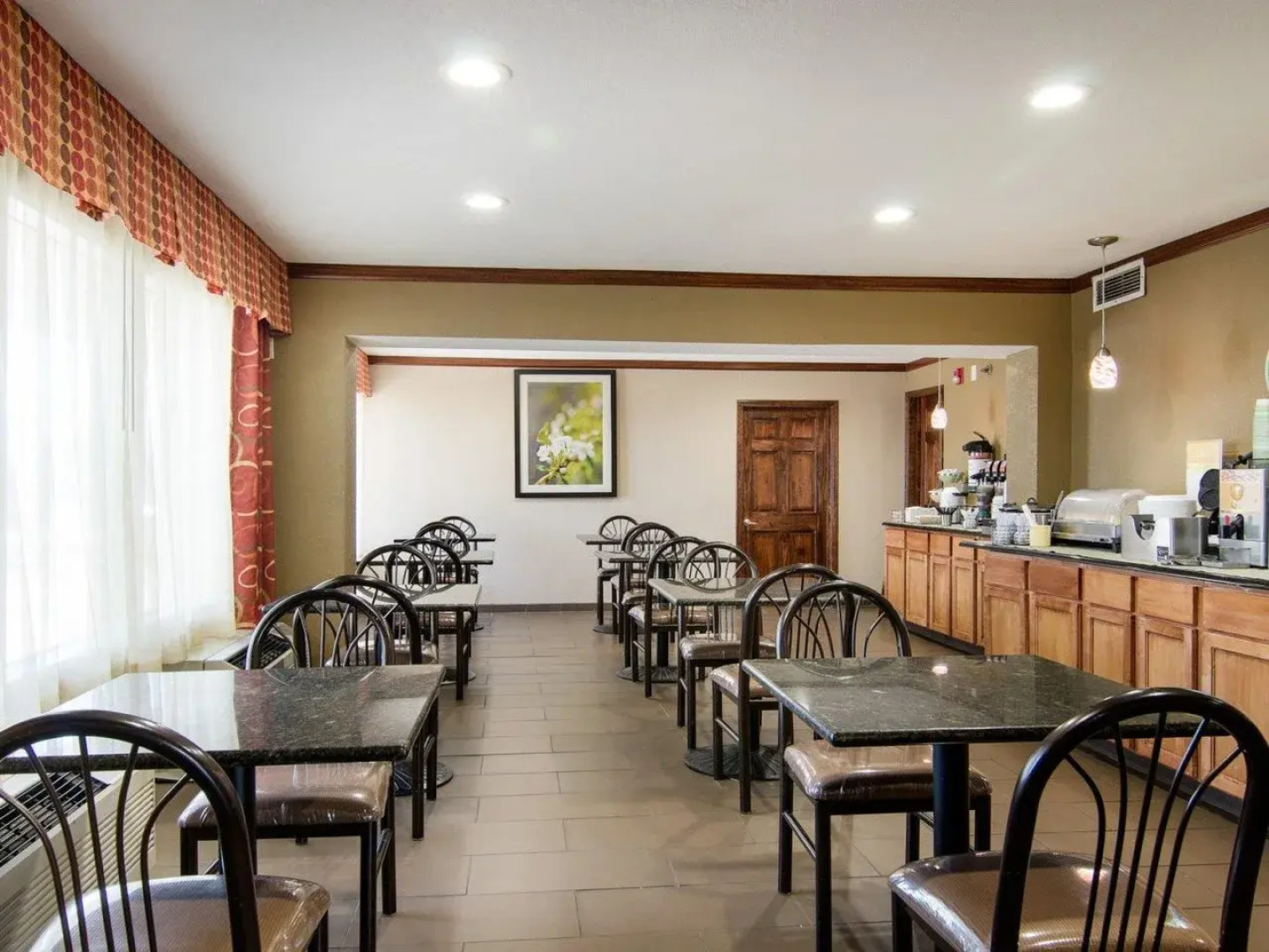 Quality Inn Merriam - Kansas City